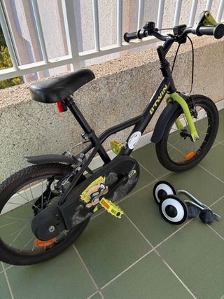 Bicicleta y patinete infantil