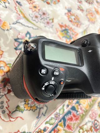 Nikon D5 - Meno di 10.000 scatti