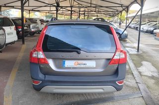 Volvo XC70 XC 70 D5 SUMMUM GEARTRONIC  AWD