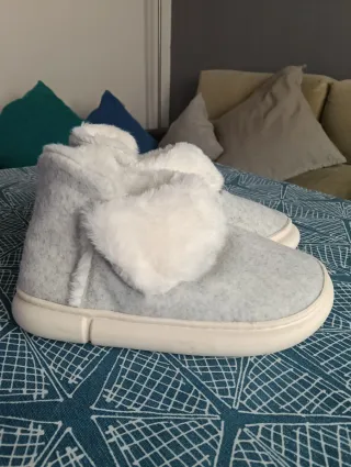 Botas calentitas grises talla 36-37