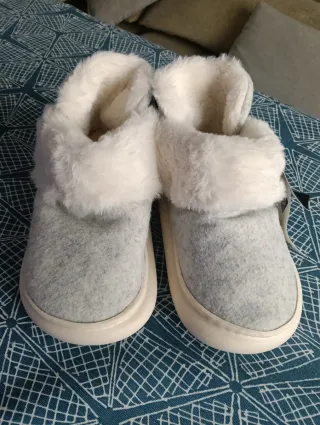 Botas calentitas grises talla 36-37