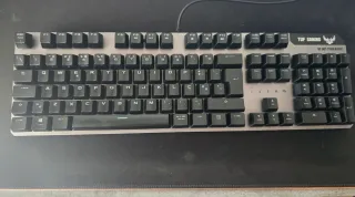 Teclado Asus TUF Gaming K7 Usado