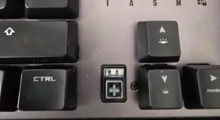 Teclado Asus TUF Gaming K7 Usado