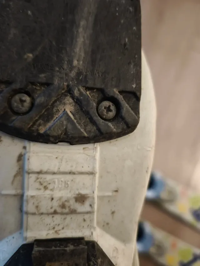 Esquís y botas niño 3 años