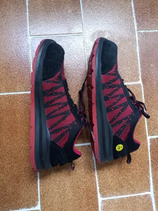 Calzado de Seguridad Negro y Rojo