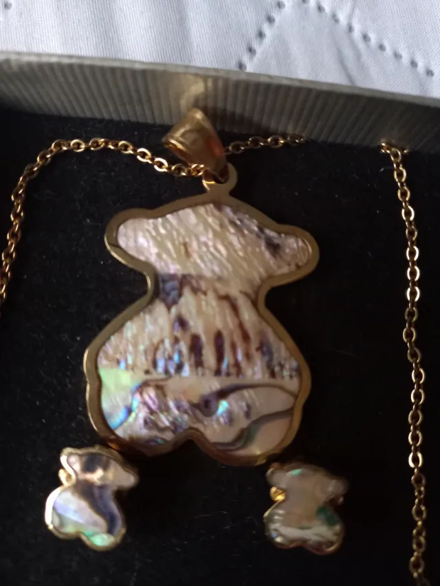 Colgante y pendientes oso nacarados
