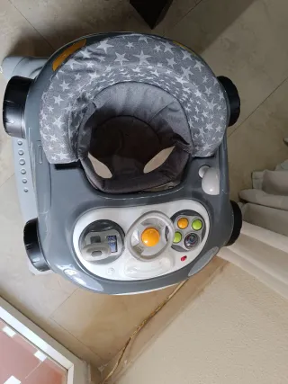 Andador bebé Jané coche gris