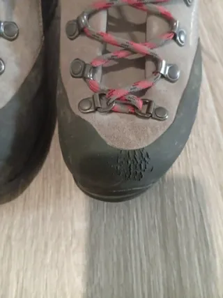 Botas de montaña impermeables Quechua