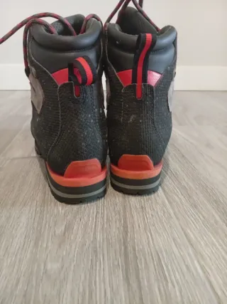 Botas de montaña impermeables Quechua