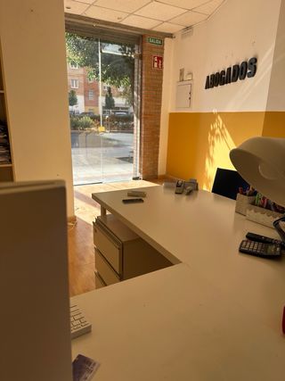 alquilo despacho espacio trabajo ABOGADO