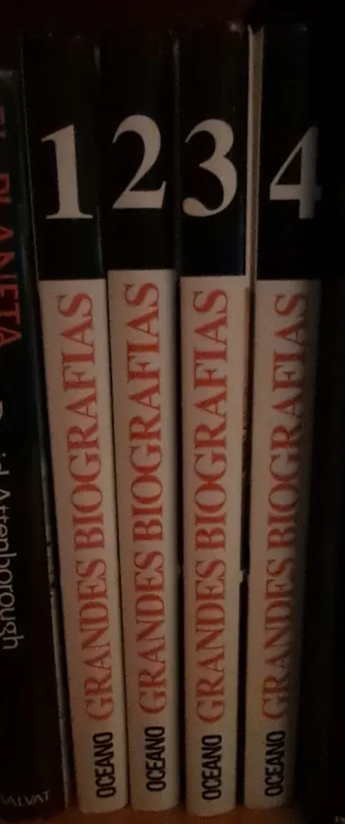 ENCICLOPEDIA GRANDES BIOGRAFIAS (lote 4 libros)