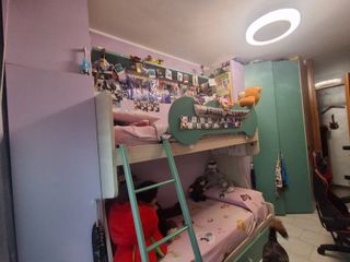 Cameretta con cabina armadio