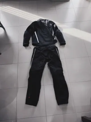 Conjunto Chaqueta y Pantalón Moto
