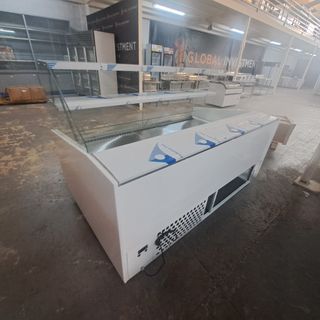 Vitrina expositora fabricamos a cualquier medida