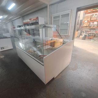 Vitrina expositora fabricamos a cualquier medida