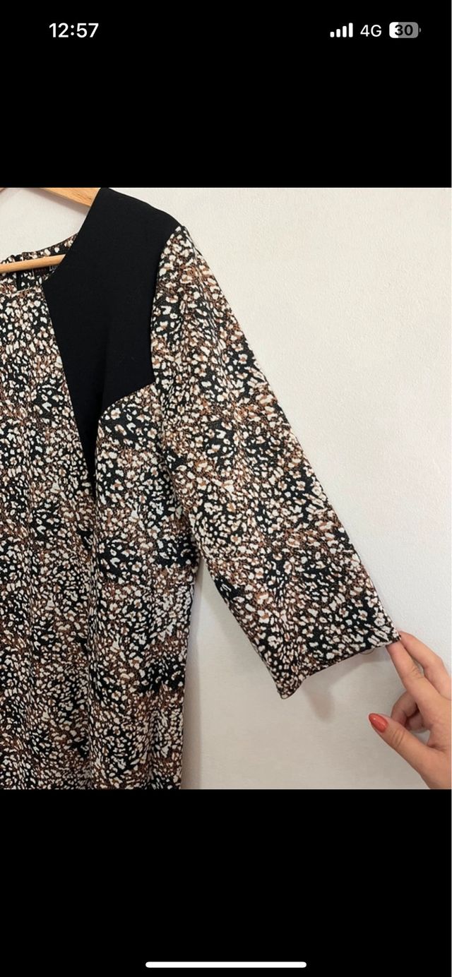 Vestido elegante marrón y negro