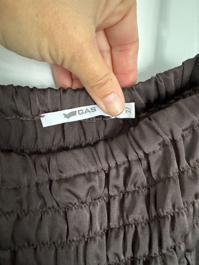 Mono Guess marrón corto