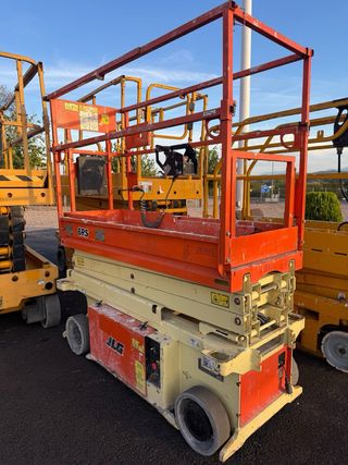 Plataforma Elevadora Eléctrica 6m JLG