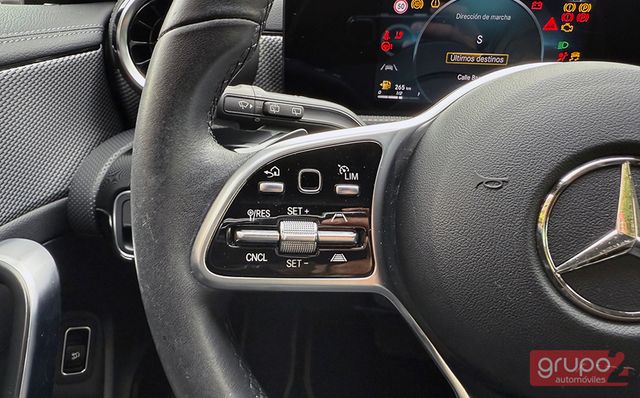 MERCEDES-BENZ  CLA 200 D DCT Shooting Brake