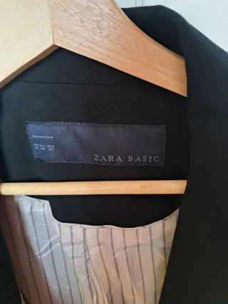 Americana Zara Basic Negra Talla 40