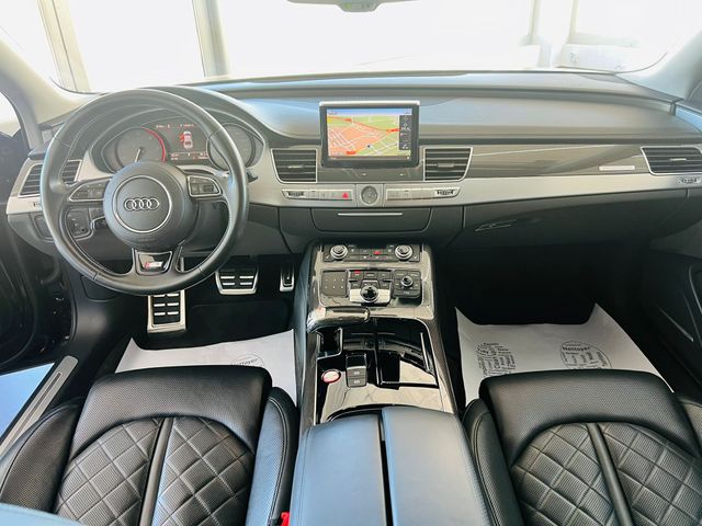 Audi S8 2016