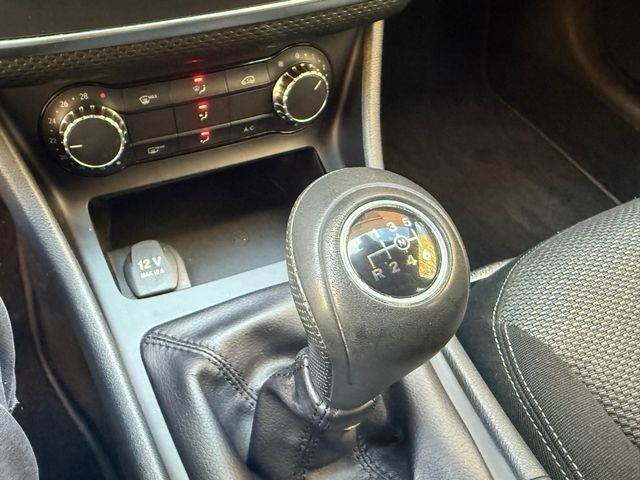 Mercedes-Benz A 180 gasolina  2013