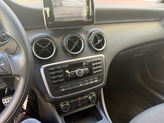 Mercedes-Benz A 180 gasolina  2013