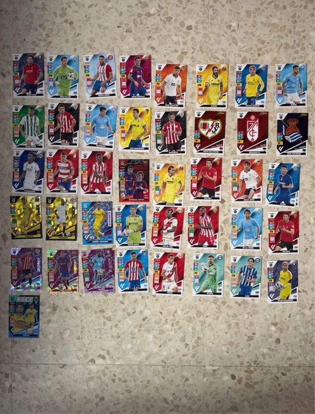 Cartas Match Attax (Caja Metálica) y Adrenalyn