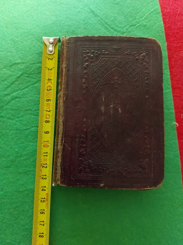 Misal antiguo religioso siglo XIX