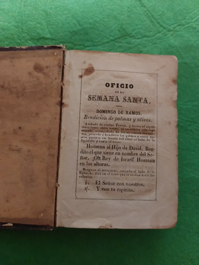 Misal antiguo religioso siglo XIX