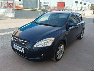 KIA Ceed 2010