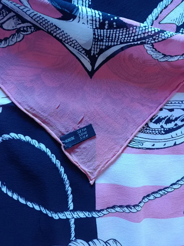 Foulard seta Gianfranco Ferrè 133x133cm