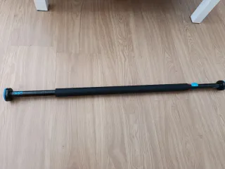 Barra de dominadas ajustable