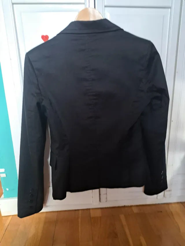 Americana negra entallada Talla 38