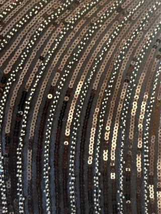 Falda negra lentejuelas y abalorios