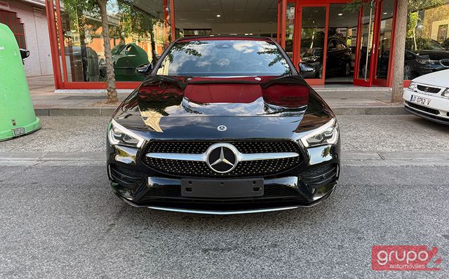 Mercedes-Benz  CLA 200