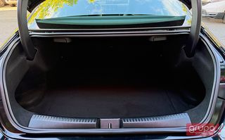 Mercedes-Benz  CLA 200