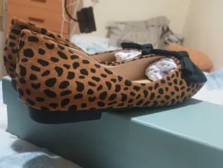 Bailarinas C.Paravano punta cuadrada lazo 38.5