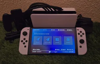 Nintendo Switch OLED + Pack de 30 juegos.