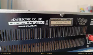Amplificador Akai AM-U210 Vintage
