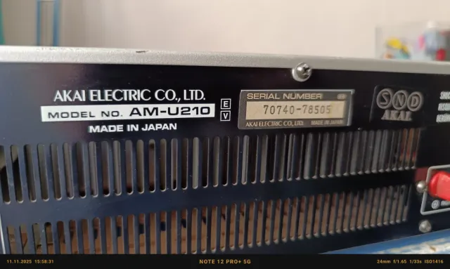 Amplificador Akai AM-U210 Vintage