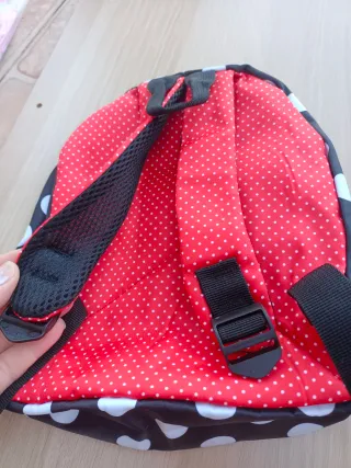 Mochila Minnie Mouse roja y negra