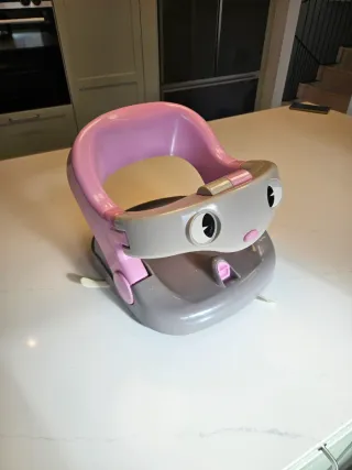 Asiento de baño para bebé color rosa