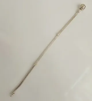 Pulsera LOVE abalorios/Charms.