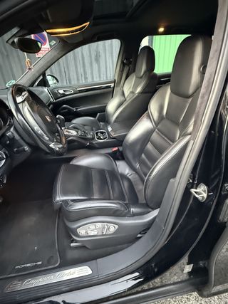 Porsche Cayenne Turbo 500cv