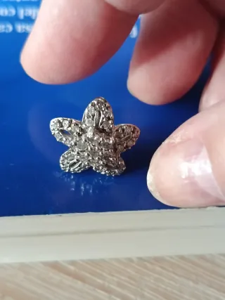 Pendientes oro y brillantes flor