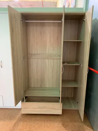 Armario 3 puertas con espejo