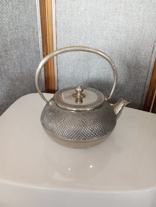 Tetera Marroquí plateada