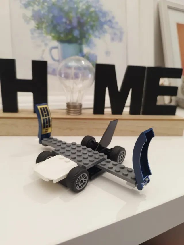 Lego avión con ruedas