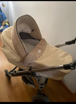 Carrito de bebé color beige